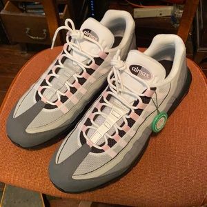 Nike Air Max 95 Gunsmoke Pink Foam